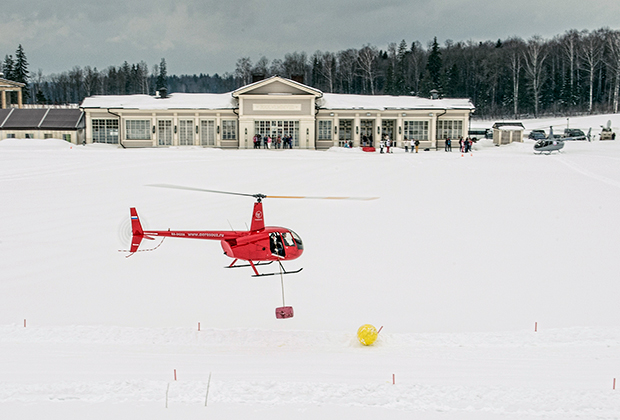 Россияне сыграют в гольф на вертолетах
