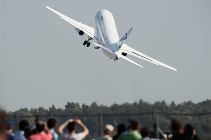  sukhoi superjet 100      