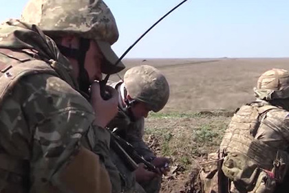Учения украинской армии на границе с ДНР показали на видео