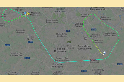 Пассажиров одного московского аэропорта перевезли в другой самолетом