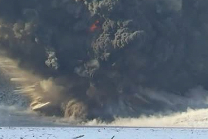 Мощнейший взрыв на российском водохранилище сняли на видео