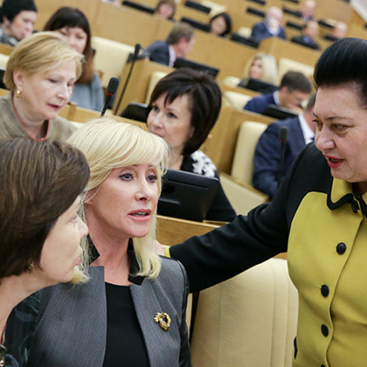 Депутаты Госдумы России женщины