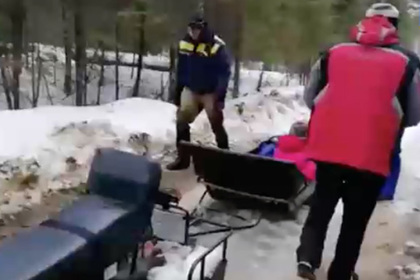Россиянку эвакуировали с горы с травмой ноги