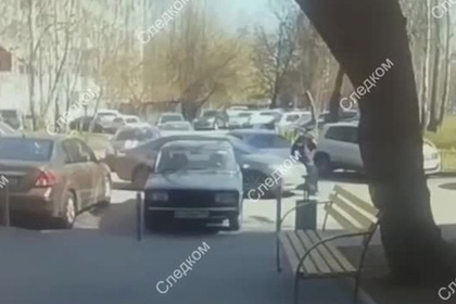 Наезд на полицейского в Москве попал на видео