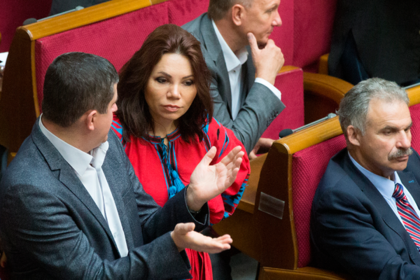 Верховная Рада приняла заявление об отставке правительства Украины