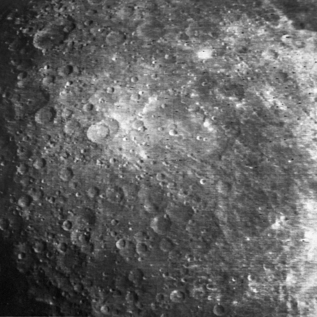 Зонд-3 снимок обратной стороны Луны