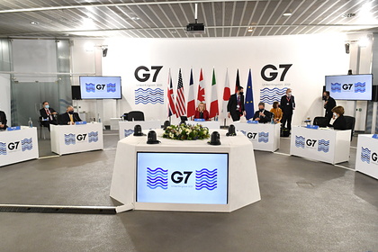 G7        