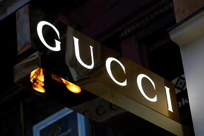  Gucci  Balenciaga     