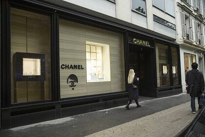  Chanel          