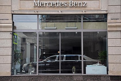   Mercedes-Benz    