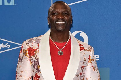  Akon         