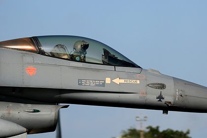       F-16    