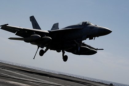        f-18 