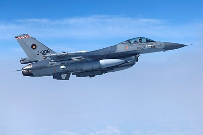      F-16   