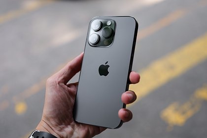  apple  usb-c   iphone 