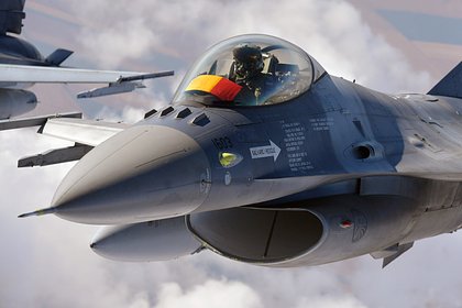    F-16  