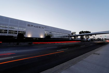 spacex    -   