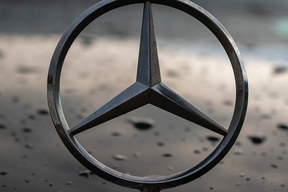  Mercedes          
