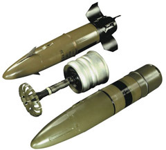 Управляемая ракета 9М119 комплекса 9К119 "Рефлекс". Фото с сайта www.rbase.new-factoria.ru
