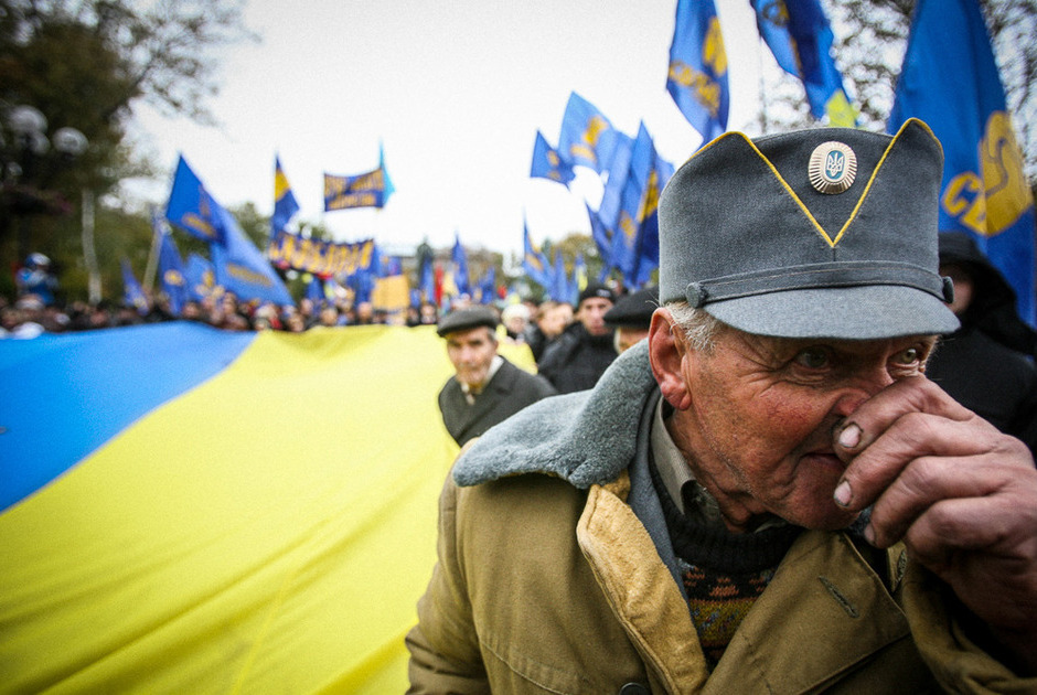 Бывший президент Украины Виктор Ющенко в 2010 году признал воинов УПА борцами за независимость Украины