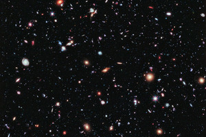 Экстремально глубокий космос Самые далекие галактики, непостоянство постоянных и линейка для звезд в астрообзоре «Ленты.ру»