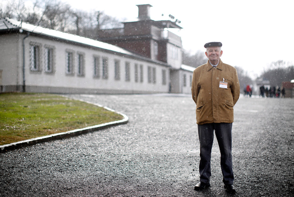 Румын Васил Нуссбаум (Vasile Nussbaum), 83 года. В течение года был заключенным в Освенциме и Бухенвальде
