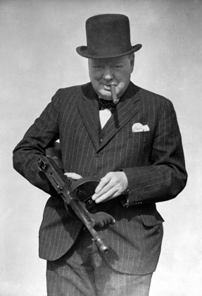 Уинстон Черчилль, 1940