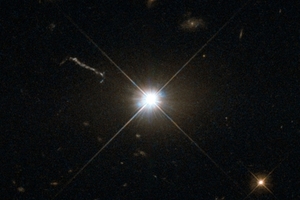 «Хаббл» сфотографировал первый квазар Опубликованы снимки объекта  3C 273