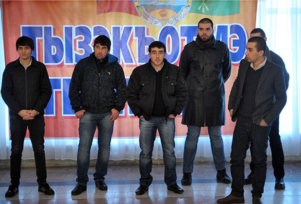Участники съезда «Адыгэ Хасэ», посвященного проблемам черкесов Сирии