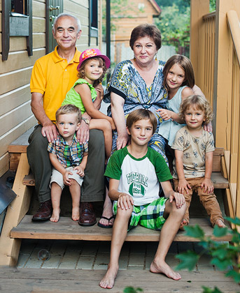 Вячеслав Апанасенко с семьей