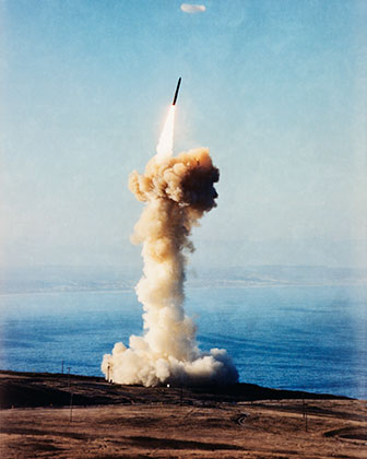 Запуск «Минитмена III» с ракетной базы ВВС США Ванденберг, Калифорния