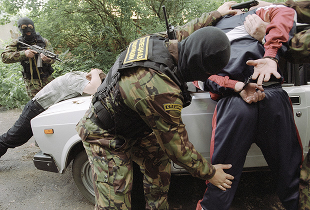Задержание наркодилеров сотрудниками ФСКН, 2004 год