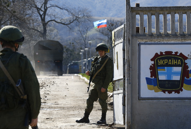 193 украинские военные части в Крыму разоружили без кровопролития