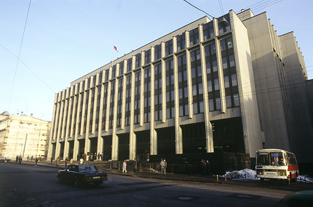 Здание Совета Федерации Федерального Собрания РФ (бывшее здание Дома российской прессы) на улице Большая Дмитровка, 1994 год