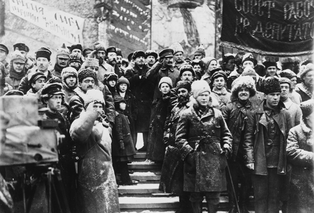 Ленин и Троцкий на праздновании второй годовщины Октябрьской революции