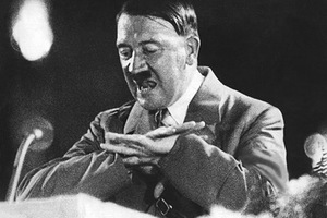 Гитлеру всегда Паркинсон мешает Почему политикам не обязательно болеть, чтобы делать глупости