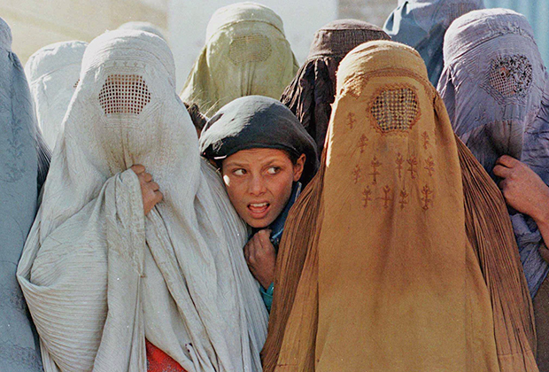 Жительницы Кабула при талибах, 1996 год