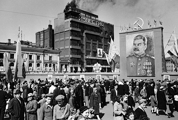 Первомайские гулянья в Москве, 1948 год