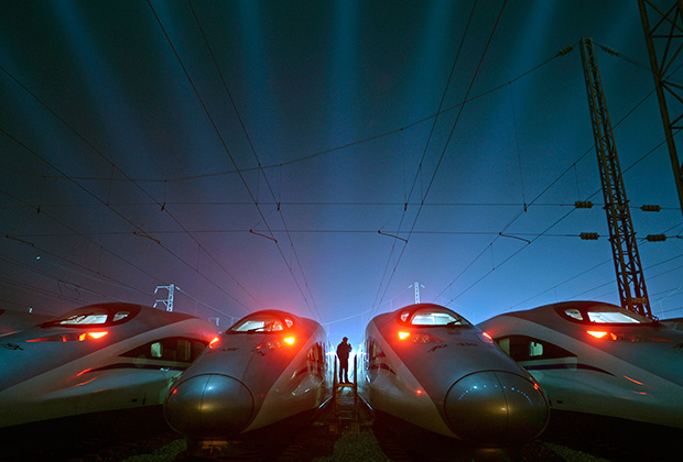 Депо высокоскоростных поездов в городе Ухань (провинция Хубэй). 9 марта 2015 года