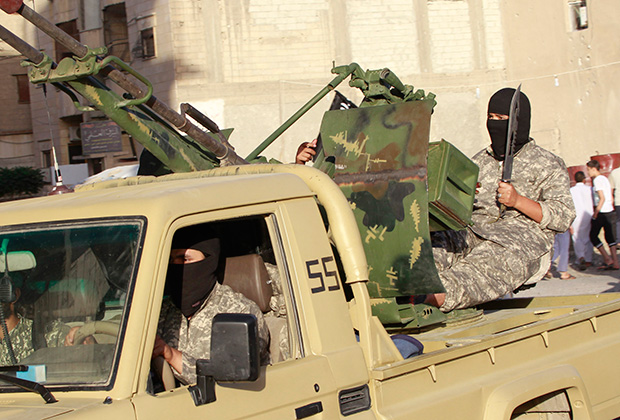 Военный парад исламистов в Ракке, Сирия. 2014 год