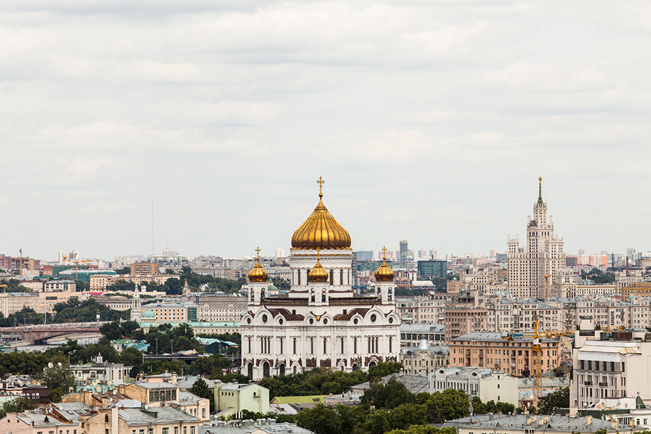 Вид с крыши на небо