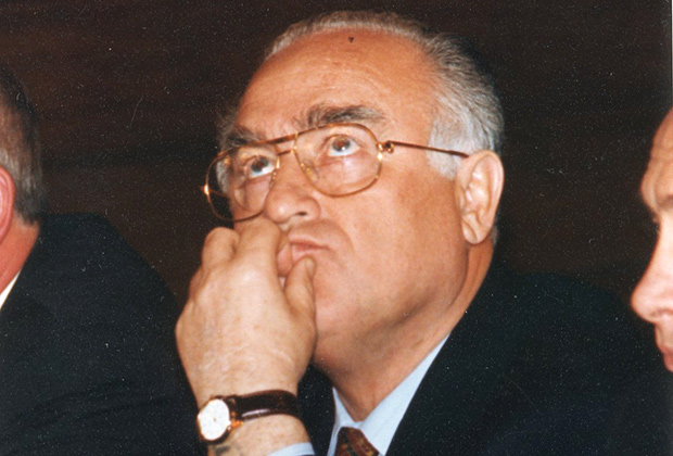 Виктор Черномырдин, 1990-е годы