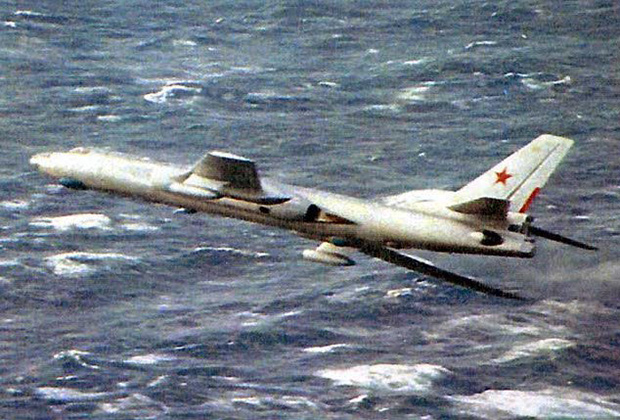 Разведчик Ту-16Р