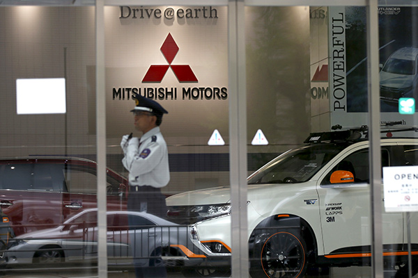 Mitsubishi Motors Corp's showroom is pictured at its headquarters in Tokyo, Japan, April 21, 2016. REUTERS/Toru Hanai 