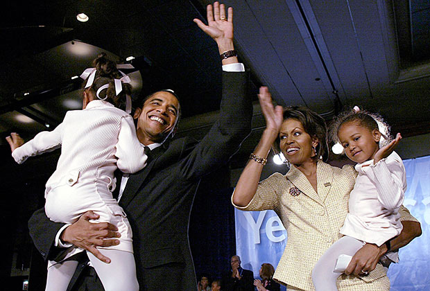 Барак Обама и Мишель Обама с дочерьми Малией и Сашей