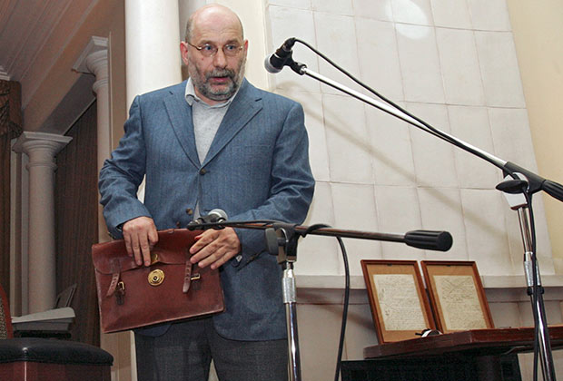 Предательский прогноз от Бориса Акунина: «Скоро Россия распадётся на части» Картинки по запросу акунин 2016