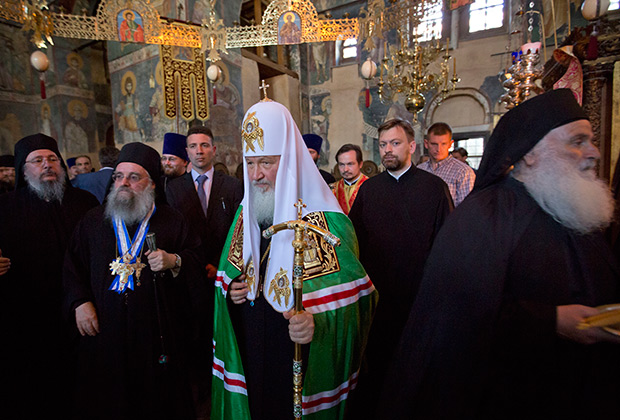 Патриарх всея Руси Кирилл также прибыл на Афон для празднования тысячелетия присутствия русских монахов на Святой горе