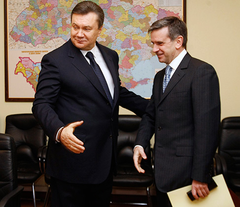 Встреча в 2010 году Зурабова и кандидата в президенты Украины Виктора Януковича