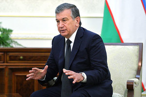 Человек в футляре Кто стал временным президентом Узбекистана 