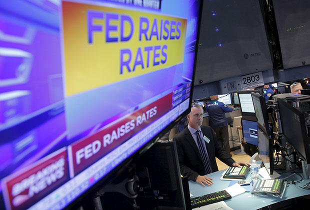 За изменением ставок ФРС следит весь мир. 
